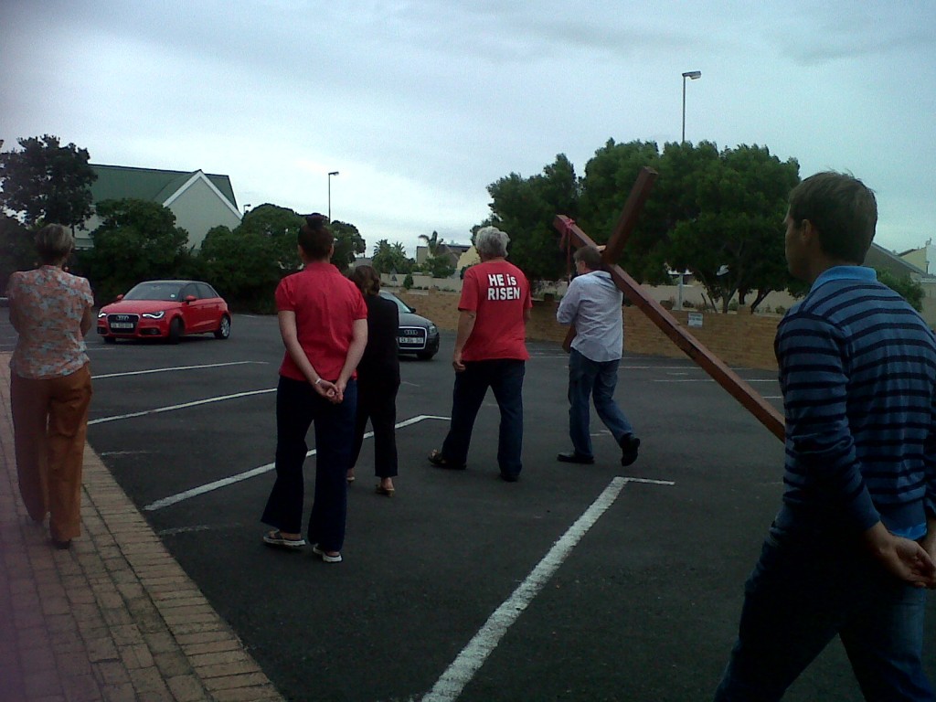 Lord led us to Melkbos strand NG church and people wanted to walk around church with the cross. Hansie Cronje and many others walked around the church 7 times as we prayed for God to work mightily in in the people hearts